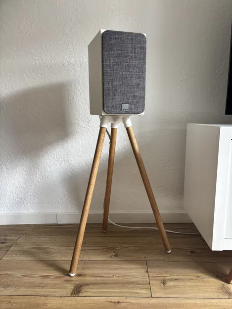 Chân Loa Tripod Để Bàn Phong Cách Bắc Âu - Image 1