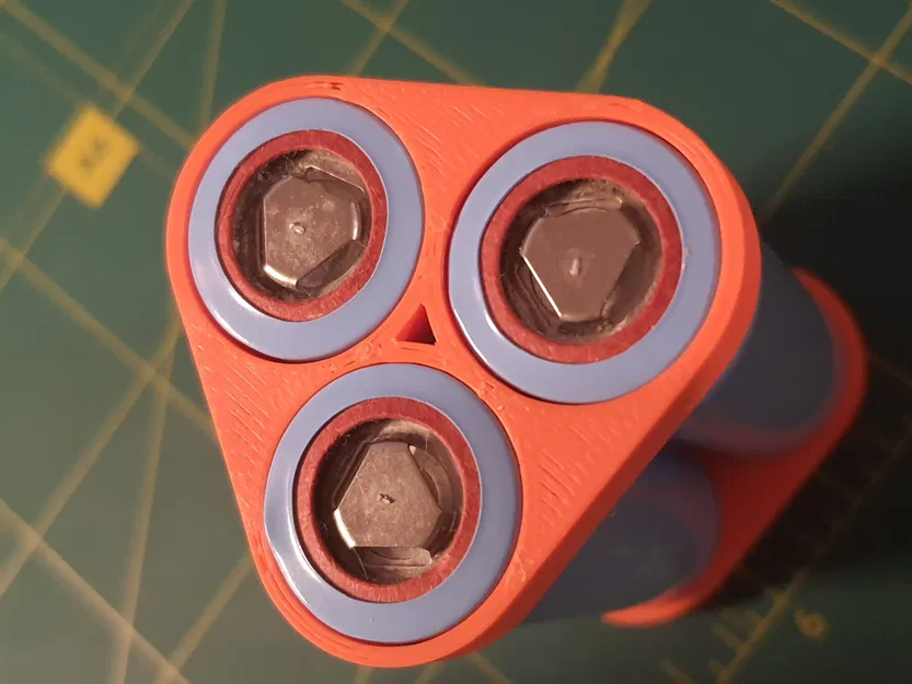 Khay giữ pin 18650 dạng tam giác cho dự án DIY - Image 2