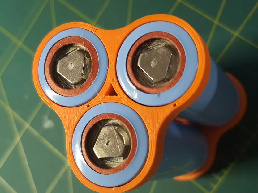 Khay giữ pin 18650 dạng tam giác cho dự án DIY - Image 3