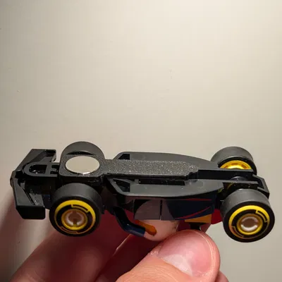 Giá treo nam châm tủ lạnh cho mô hình xe đua Lego F1 Mini