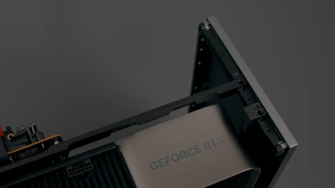 Thanh đỡ GPU FormD T1 v2.1 cho RTX 4080/4090 FE - Image 2