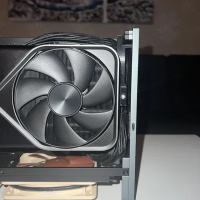 Giá đỡ chống xệ GPU FormD T1 V2.1 / NCASE T1 2.5 cho 5080/5090 FE