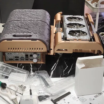 MOTH - Vỏ máy tính ITX có thể tùy biến linh hoạt