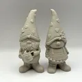 Cặp Đôi Chú Lùn Làm Vườn (Garden Gnome Couple) - Thumbnail 1