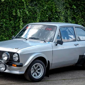 Mô hình 3D Ford Escort MK2 - Chi tiết và Sắc nét