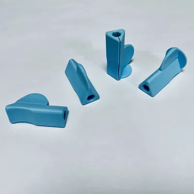 Dụng cụ hỗ trợ cầm bút Pencil Grip