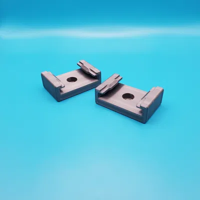 Giá treo pin DeWalt xịn nhất