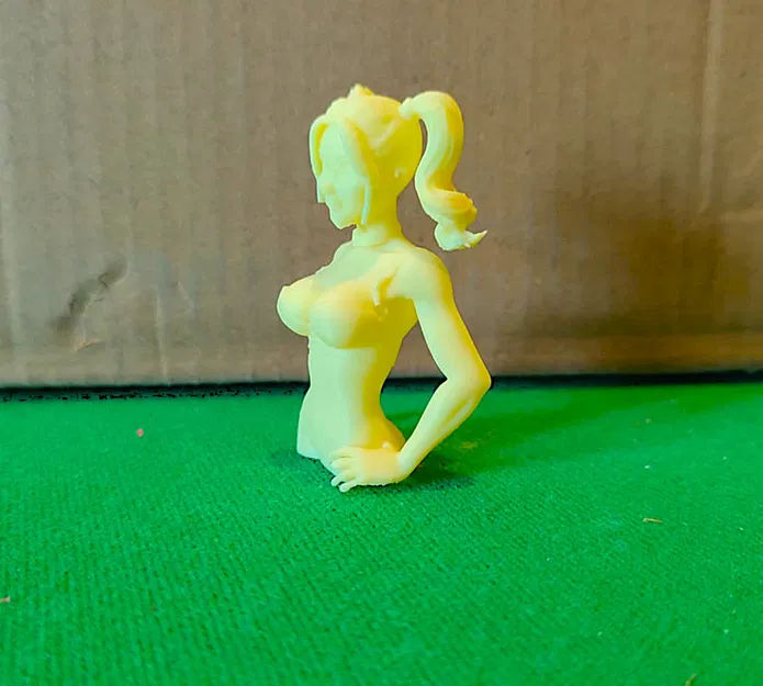 Mô hình tượng bán thân Harley Quinn 3D (12cm) - Image 2