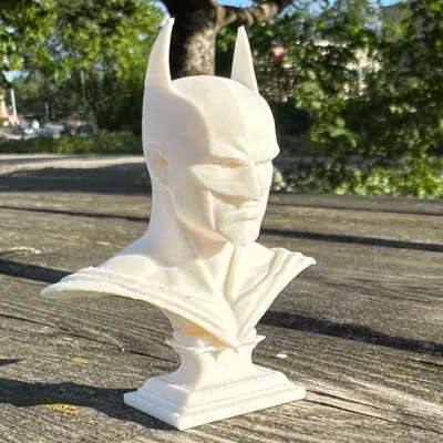 Tượng Bán Thân Batman – Mô Hình Điêu Khắc Cách Điệu Tối Giản