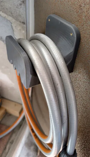 Giá treo vòi nước làm vườn - Image 1