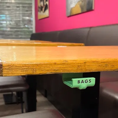 Móc treo túi dưới bàn | BAGS