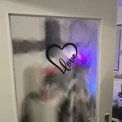 Trang trí treo cửa hình trái tim Love xinh xắn cho ngày Valentine