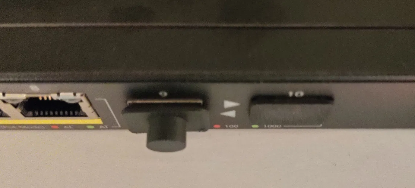 Nắp đậy cổng SFP hoặc SFP+ - Image 2