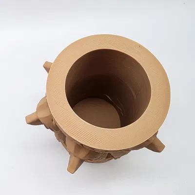 Cốc đựng bút hình gấu khắc 3D trang trí độc đáo