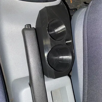 Khay đựng cốc Skoda Octavia 1 cho lon 500ml, lon 250ml và vape