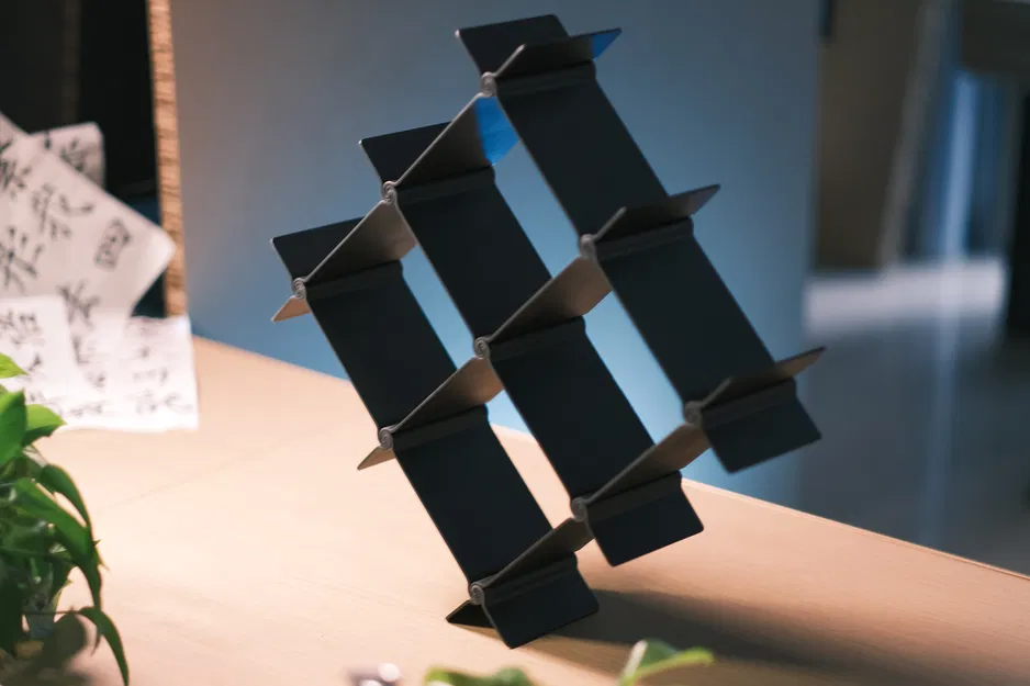 Khớp nối module xoắn ốc bởi Anton Gaia - Image 1