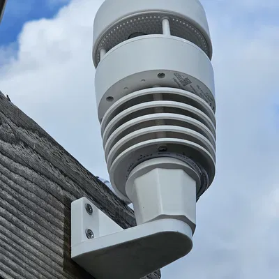 Giá treo tường chắc chắn cho trạm khí tượng Ecowitt WS90