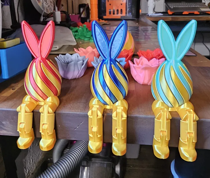 Mô hình thỏ trứng Easter độc đáo với khớp nối chân linh hoạt - Image 1