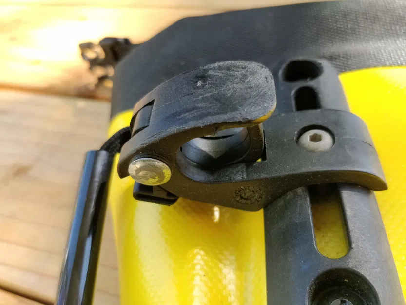 Móc khóa túi Ortlieb cải tiến cho baga xe đạp - Image 3