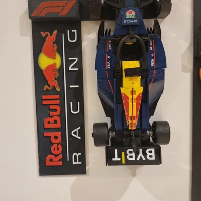 Giá treo tường 3D cho mô hình Lego F1 Red Bull Speed Champions