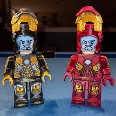 Iron Man Brick MegaFigures tuỳ biến (tỷ lệ 5:1)