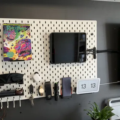 Vỏ Laptop Cũ Tùy Biến (Old Laptop Custom Case)