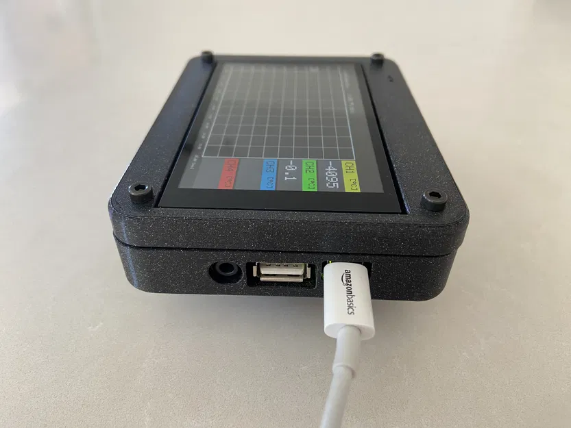 Vỏ Hộp Arduino GIGA R1 WiFi & Display Shield với Tùy Chọn Truy Cập Chân Cắm - Image 1