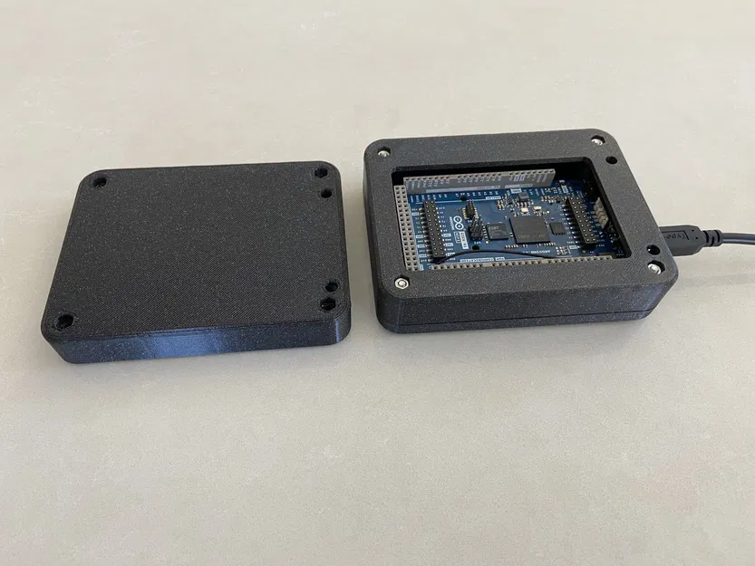 Vỏ Hộp Arduino GIGA R1 WiFi & Display Shield với Tùy Chọn Truy Cập Chân Cắm - Image 10