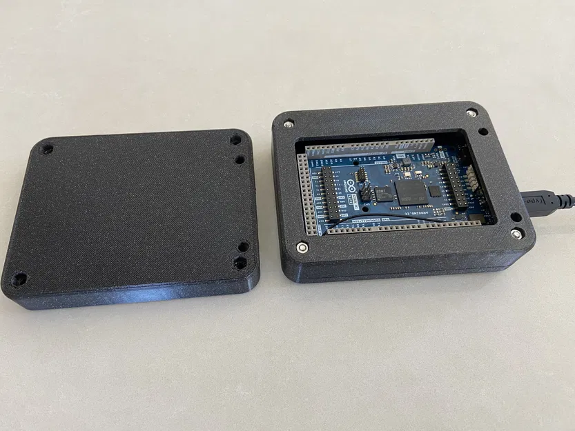 Vỏ Hộp Arduino GIGA R1 WiFi & Display Shield với Tùy Chọn Truy Cập Chân Cắm - Image 11