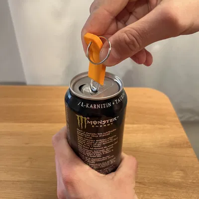 Dụng cụ mở lon nước ngọt tiện lợi