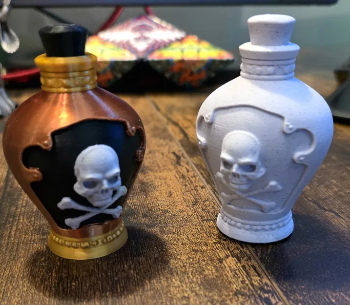 Mô hình lọ thuốc độc 3D (Poison Bottle) trang trí cực độc đáo - Image 1