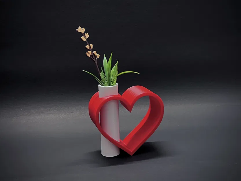 Bình hoa trái tim (Heart Vase) - Image 1