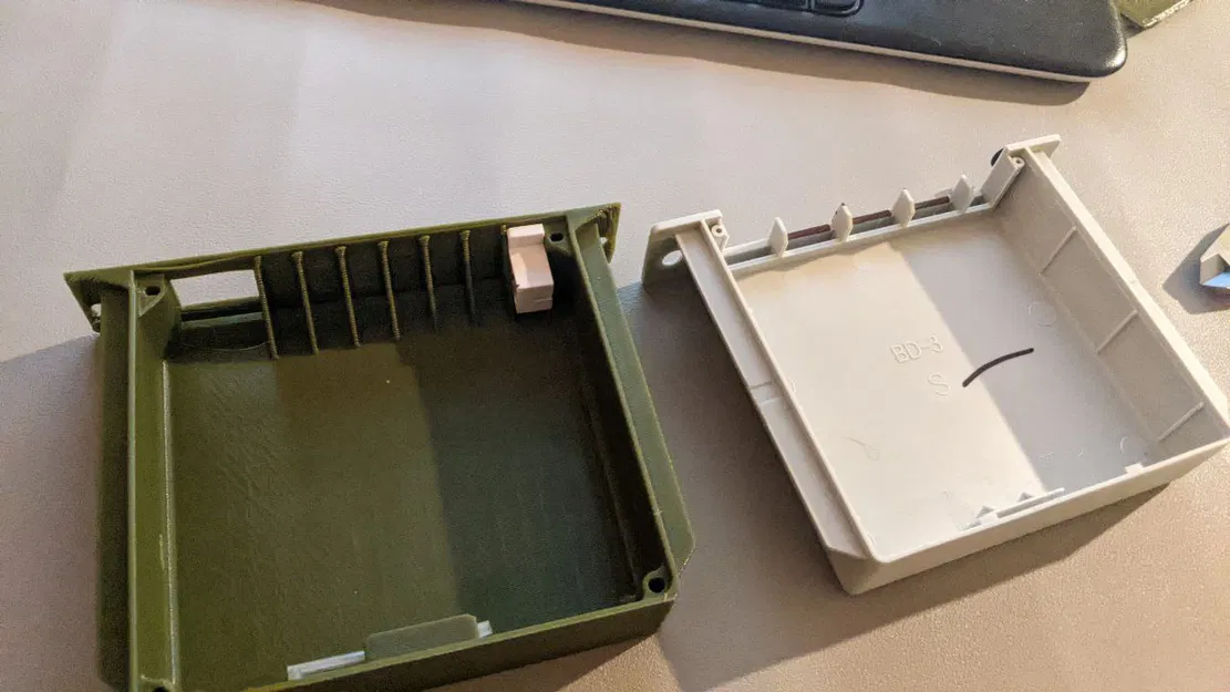 Vỏ hộp bảo vệ 1x2 PLC Splitter in 3D chuyên dụng - Image 1