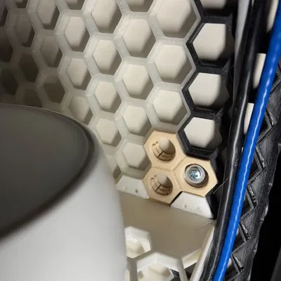 Chốt lắp đặt bảng tổ ong HSW Updated SV 3p-c Insert cải tiến