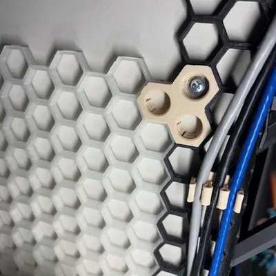 Chốt lắp đặt bảng tổ ong HSW Updated SV 3p-c Insert cải tiến