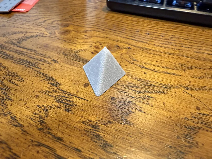 Hình tam giác kê mô hình (dùng để làm mịn bằng hơi hoặc sơn) - Image 1