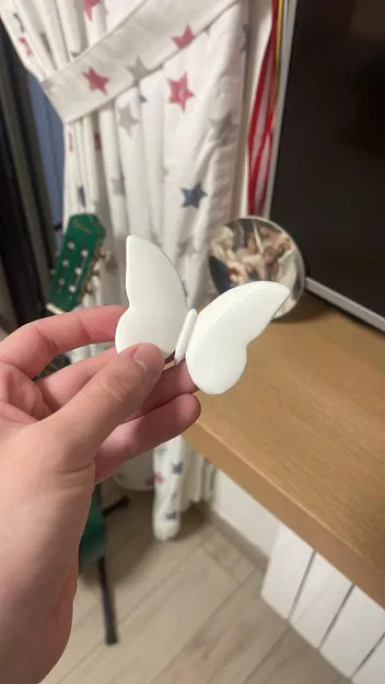 Con bướm trang trí (gắn tường) - Image 1