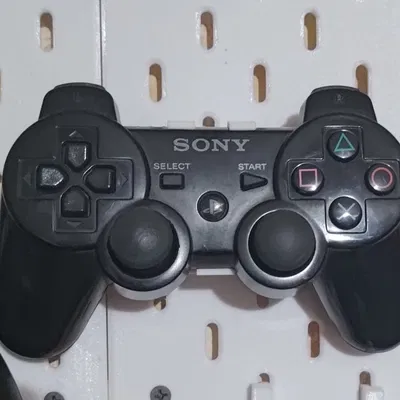 Giá treo tay cầm PS1, PS2, PS3 cho bảng treo Ikea Skadis