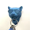 Móc treo chìa khóa hình chú báo Puma đeo kính râm - Thumbnail 1