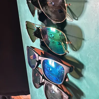 Phụ kiện gắn tường treo kính mát Ray Ban RB3025 Adapter in 3D