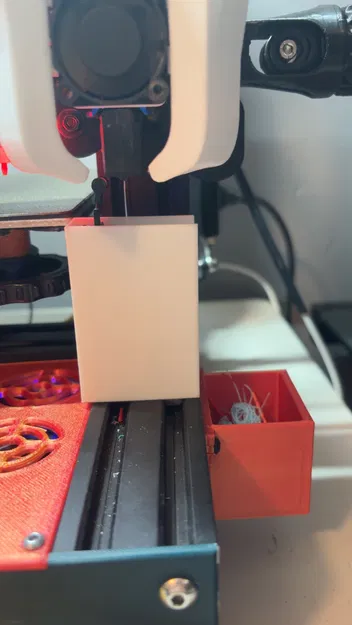 Bộ gạt vòi phun và khay chứa nhựa thừa cho máy in Ender 3 - Image 1