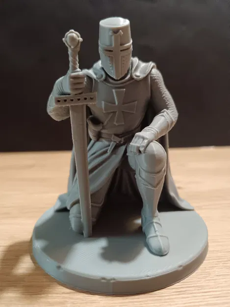 Mô hình 3D hiệp sĩ Templar quỳ gối trang nghiêm - Image 4