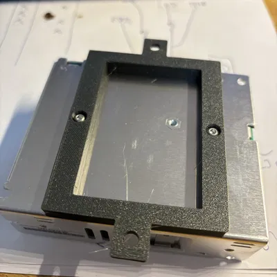 Giá treo nguồn 5V gắn tường hoặc trần nhà - File in 3D