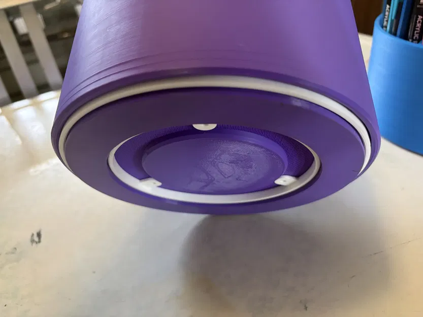 Ống cắm bút xoay tiện lợi - Image 2