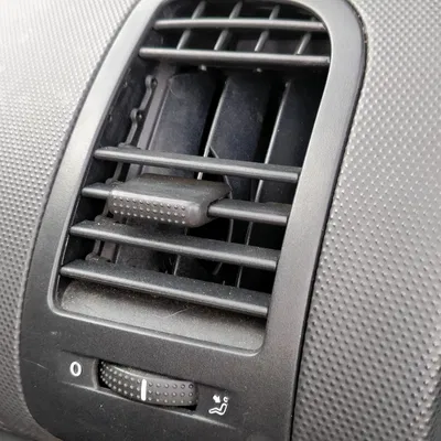 Cánh hướng gió (Air-vent Curtain) cho xe VW LUPO