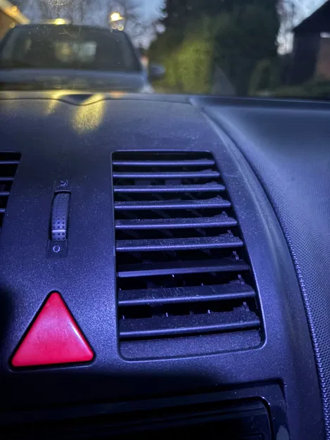 Mô hình 3D Gờ cửa gió điều hòa cho xe VW Polo 6n2 và Lupo - Image 1