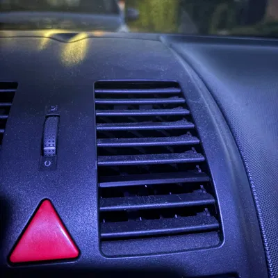 Mô hình 3D Gờ cửa gió điều hòa cho xe VW Polo 6n2 và Lupo