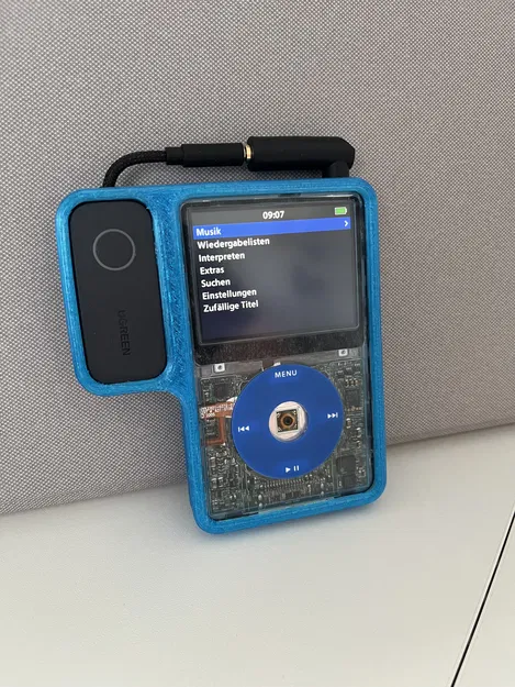 Ốp lưng Apple iPod Classic 5 kèm giá đỡ Bluetooth UGreen (có MagSafe) - Image 1