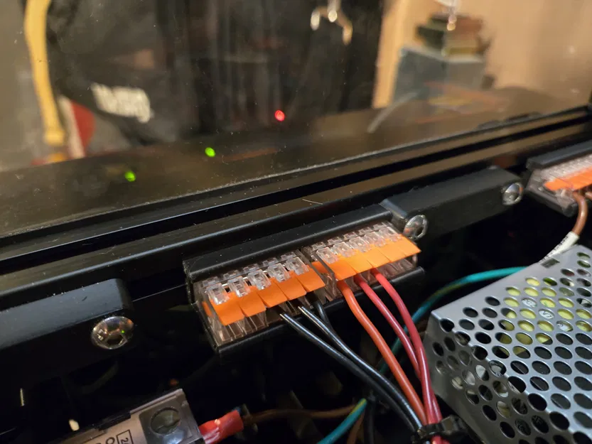 Giá đỡ Lever Nut lắp rãnh 1515 không cần dụng cụ - Image 1