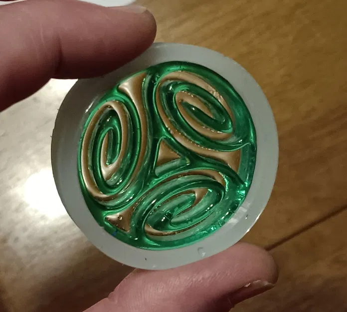 Vật mẫu (master) để đúc khuôn silicone cho họa tiết resin triskelion - Image 8